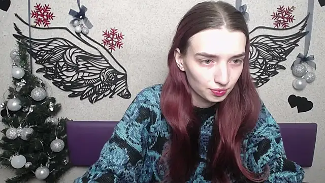 LisaDarcy online show from 12.17.25