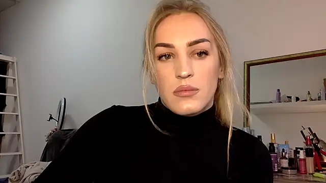 Snapshot of Mileriya chatting on 01.14.26 Mileriya online show from 01.14.26