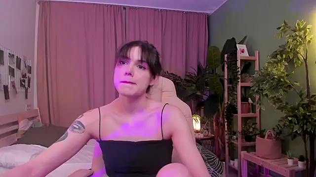 Pamela Tiffin online show from 01.11.26