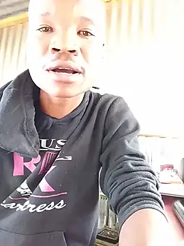 Snapshot of thabisozxz chatting on 06.17.26 thabisozxz online show from 06.17.26