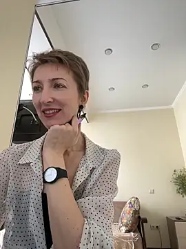 Snapshot of Sensual_Flower chatting on 02.25.26 Sensual Flower online show from 02.25.26