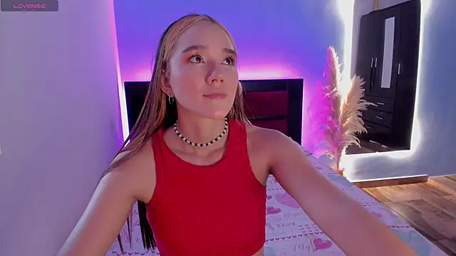 CRISTAL T2 online show from 04.03.26