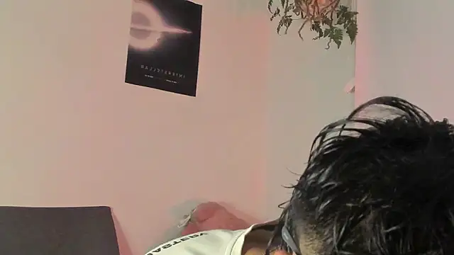 Snapshot of charlie_dicker chatting on 01.05.26 charlie dicker online show from 01.05.26