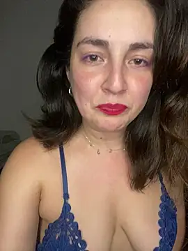 Snapshot of sweetrosedance chatting on 01.18.26 sweetrosedance online show from 01.18.26