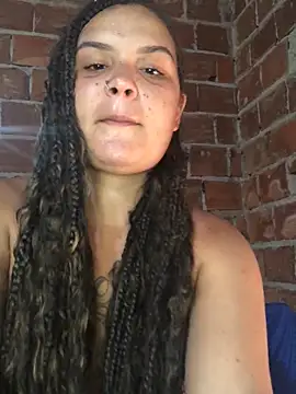 Geelalmeida online show from 04.19.26