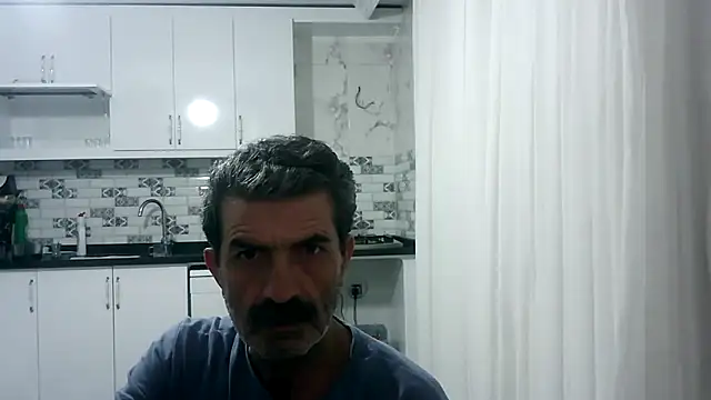 Snapshot of kobra21turki chatting on 04.18.26 kobra21turki online show from 04.18.26