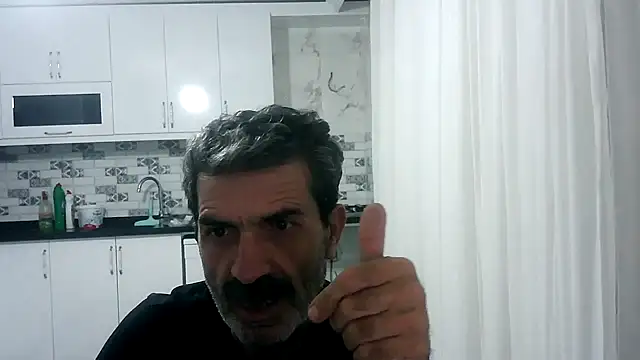 Snapshot of kobra21turki chatting on 04.19.26 kobra21turki online show from 04.19.26