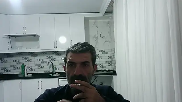 Snapshot of kobra21turki chatting on 04.21.26 kobra21turki online show from 04.21.26