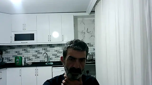 Snapshot of kobra21turki chatting on 04.25.26 kobra21turki online show from 04.25.26