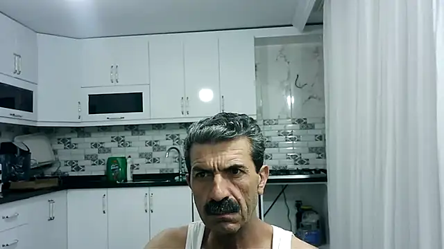 Snapshot of kobra21turki chatting on 05.14.26 kobra21turki online show from 05.14.26