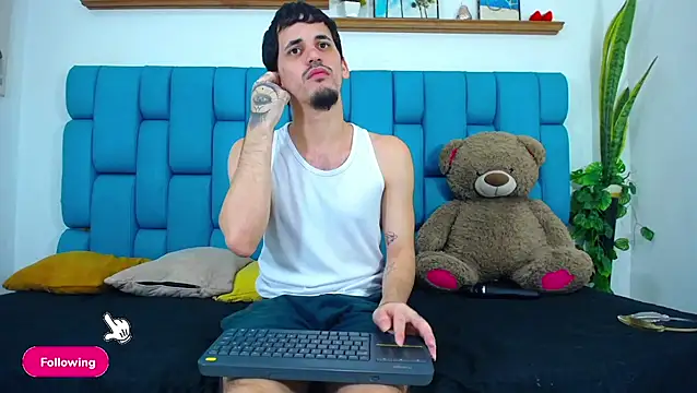 Snapshot of boy_Dirty_X chatting on 04.19.26 boy Dirty X online show from 04.19.26