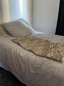 LiaCuti online show from 02.14.26