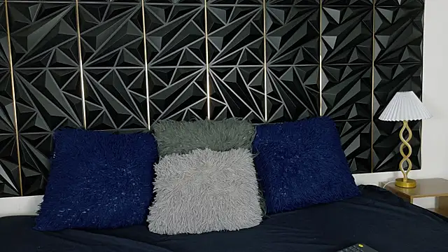 Snapshot of DeisyWalker chatting on 01.06.26 DeisyWalker online show from 01.06.26