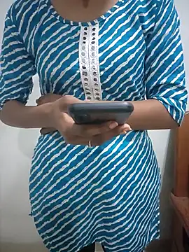 Snapshot of Riya_baby_38 chatting on 12.18.25 Riya baby 38 online show from 12.18.25