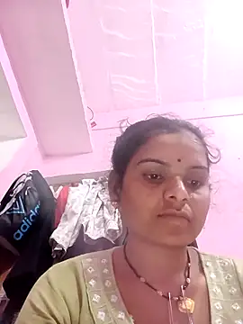 Snapshot of Uma_pande chatting on 02.07.26 Uma pande online show from 02.07.26