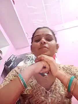 Snapshot of Uma_pande chatting on 02.28.26 Uma pande online show from 02.28.26