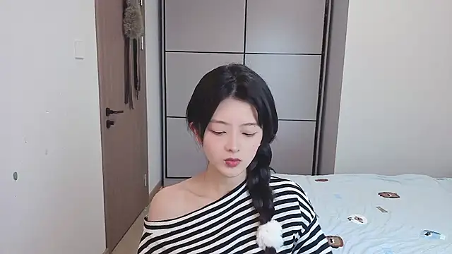 Snapshot of Koikoi___ chatting on 01.10.26 Koikoi online show from 01.10.26