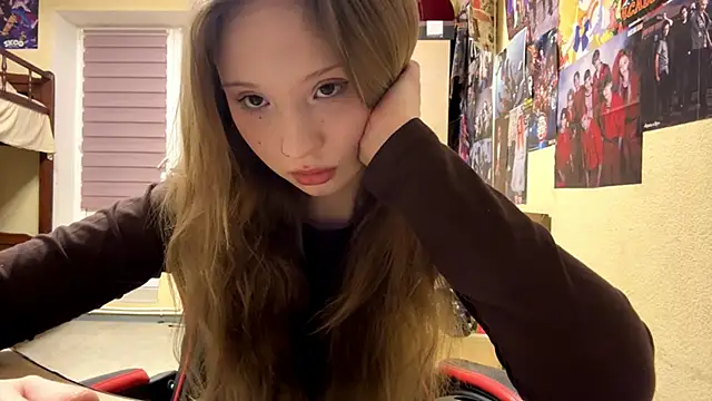 Snapshot of Princessofcashe chatting on 02.14.26 Princessofcashe online show from 02.14.26