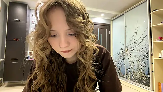 Snapshot of Princessofcashe chatting on 02.25.26 Princessofcashe online show from 02.25.26