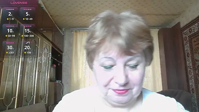 Snapshot of Casey_peach chatting on 03.08.26 Casey peach online show from 03.08.26