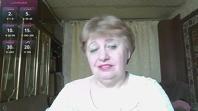 Snapshot of Casey_peach chatting on 03.08.26 Casey peach online show from 03.08.26