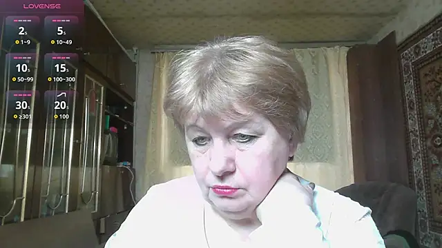 Snapshot of Casey_peach chatting on 03.19.26 Casey peach online show from 03.19.26