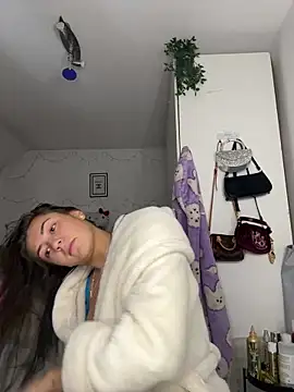 Snapshot of georgiag chatting on 01.06.26 georgiag online show from 01.06.26