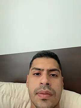 HotWhisper22 online show from 12.19.25