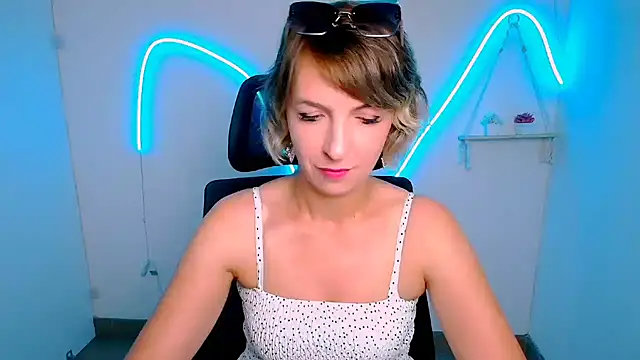 Snapshot of Lana_Foxyy chatting on 07.13.26 Lana Foxyy online show from 07.13.26