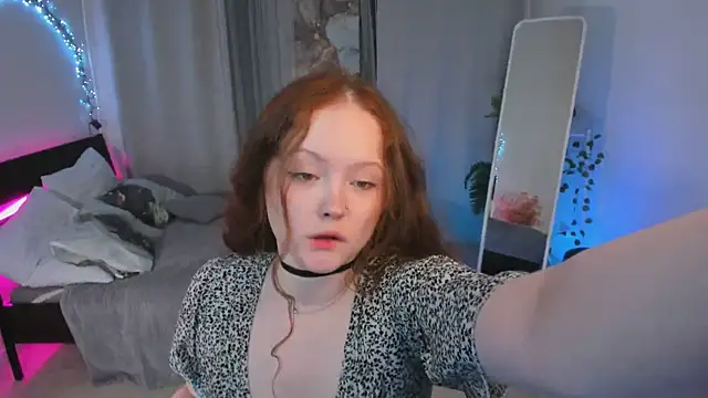 Snapshot of Yennefer__ chatting on 02.07.26 Yennefer online show from 02.07.26