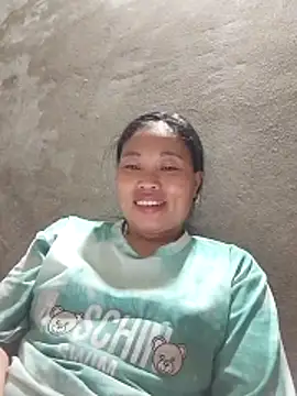Snapshot of Maikha08 chatting on 05.15.26 Maikha08 online show from 05.15.26
