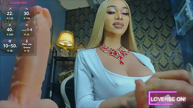 Snapshot of CelinaWintour chatting on 01.07.26 CelinaWintour online show from 01.07.26