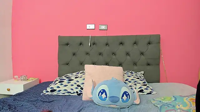 Snapshot of ariloe_quintero chatting on 02.12.26 ariloe quintero online show from 02.12.26