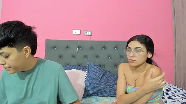 Snapshot of ariloe_quintero chatting on 02.17.26 ariloe quintero online show from 02.17.26