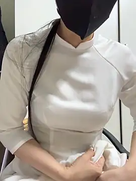 Snapshot of bi_biii chatting on 04.10.26 bi biii online show from 04.10.26