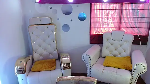 Snapshot of David_and_Jonas chatting on 02.26.26 David and Jonas online show from 02.26.26