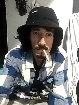 sk8-boy online show from 01.18.26