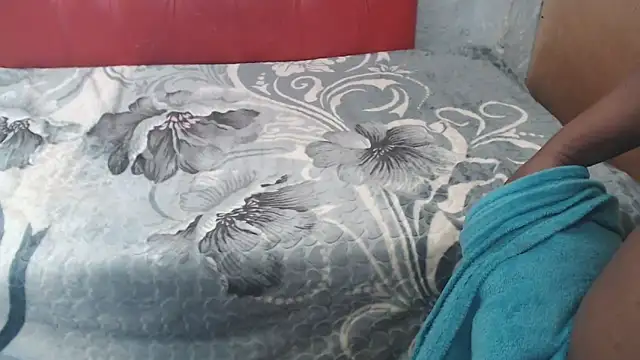 LaicyBrown76 online show from 04.01.26