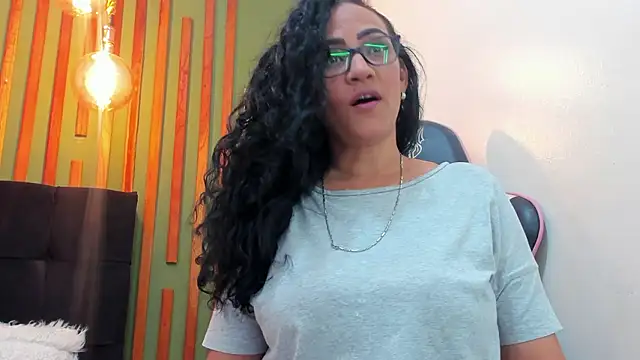 Snapshot of Bianca_slut1 chatting on 01.18.26 Bianca slut1 online show from 01.18.26