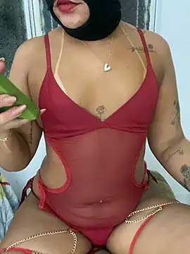 Snapshot of Kacaah chatting on 04.05.26 Kacaah online show from 04.05.26