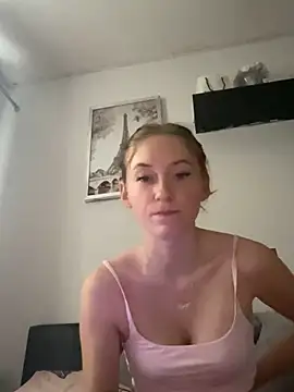 Snapshot of Keriacat_ chatting on 02.27.26 Keriacat online show from 02.27.26