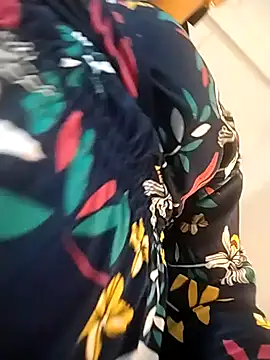 Snapshot of christy_ant chatting on 02.17.26 christy ant online show from 02.17.26