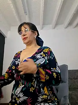 christy ant online show from 04.06.26