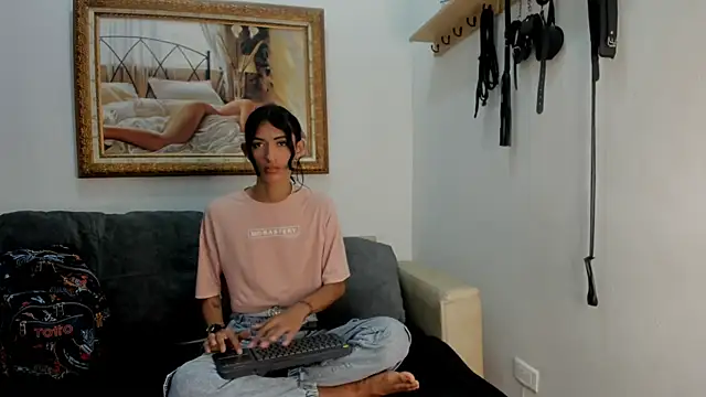 Sunny OS online show from 12.23.25