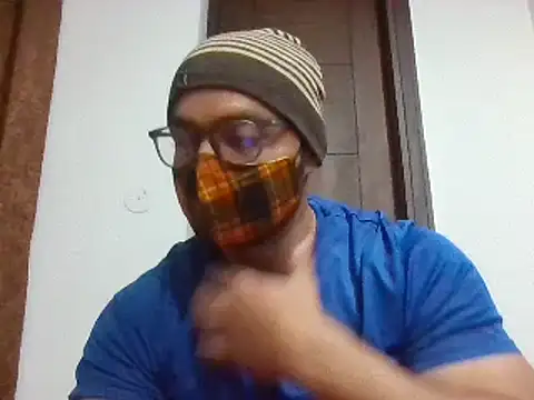 Snapshot of NunnuLelo chatting on 03.15.26 NunnuLelo online show from 03.15.26