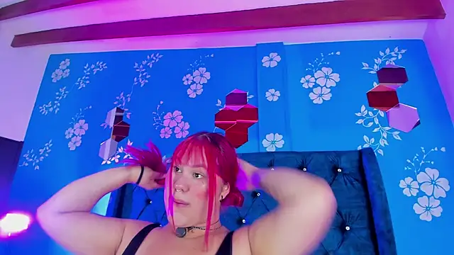 Issa Clark01 online show from 01.08.26