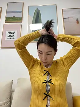 you-005 online show from 12.20.25