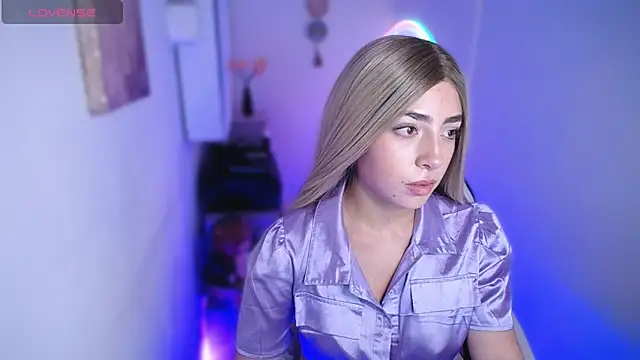 channel blondee online show from 03.11.26