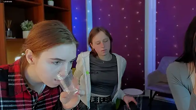 Snapshot of keuli_li chatting on 02.07.26 keuli li online show from 02.07.26