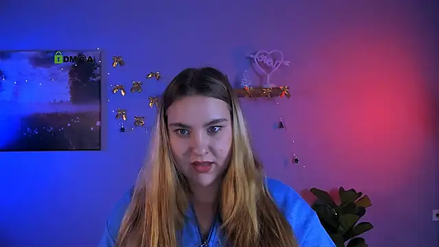 Snapshot of dina_bloom_ chatting on 01.07.26 dina bloom online show from 01.07.26